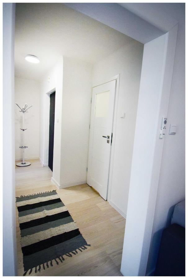 Color24 Centrum Nisko Apartment Екстериор снимка