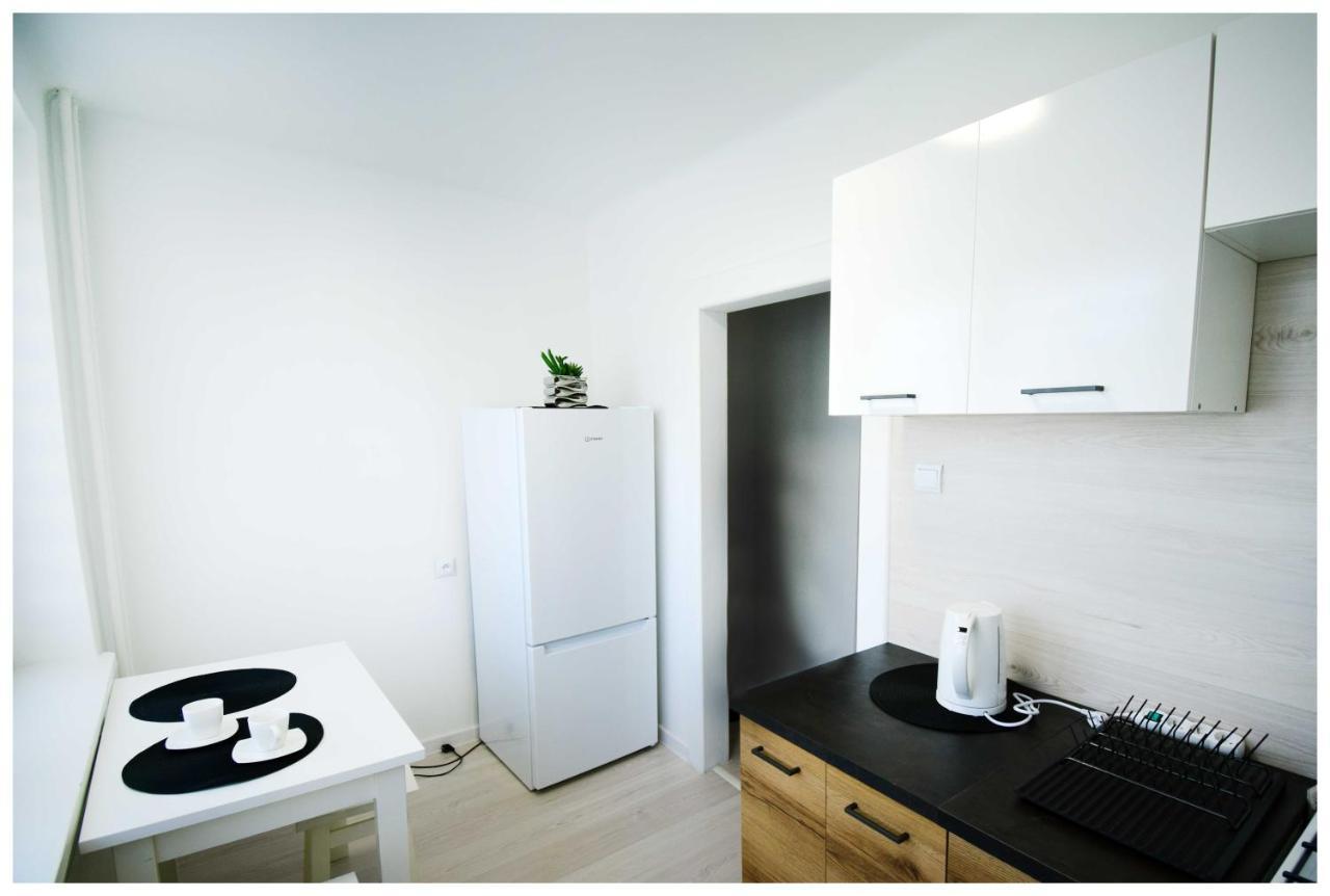 Color24 Centrum Nisko Apartment Екстериор снимка